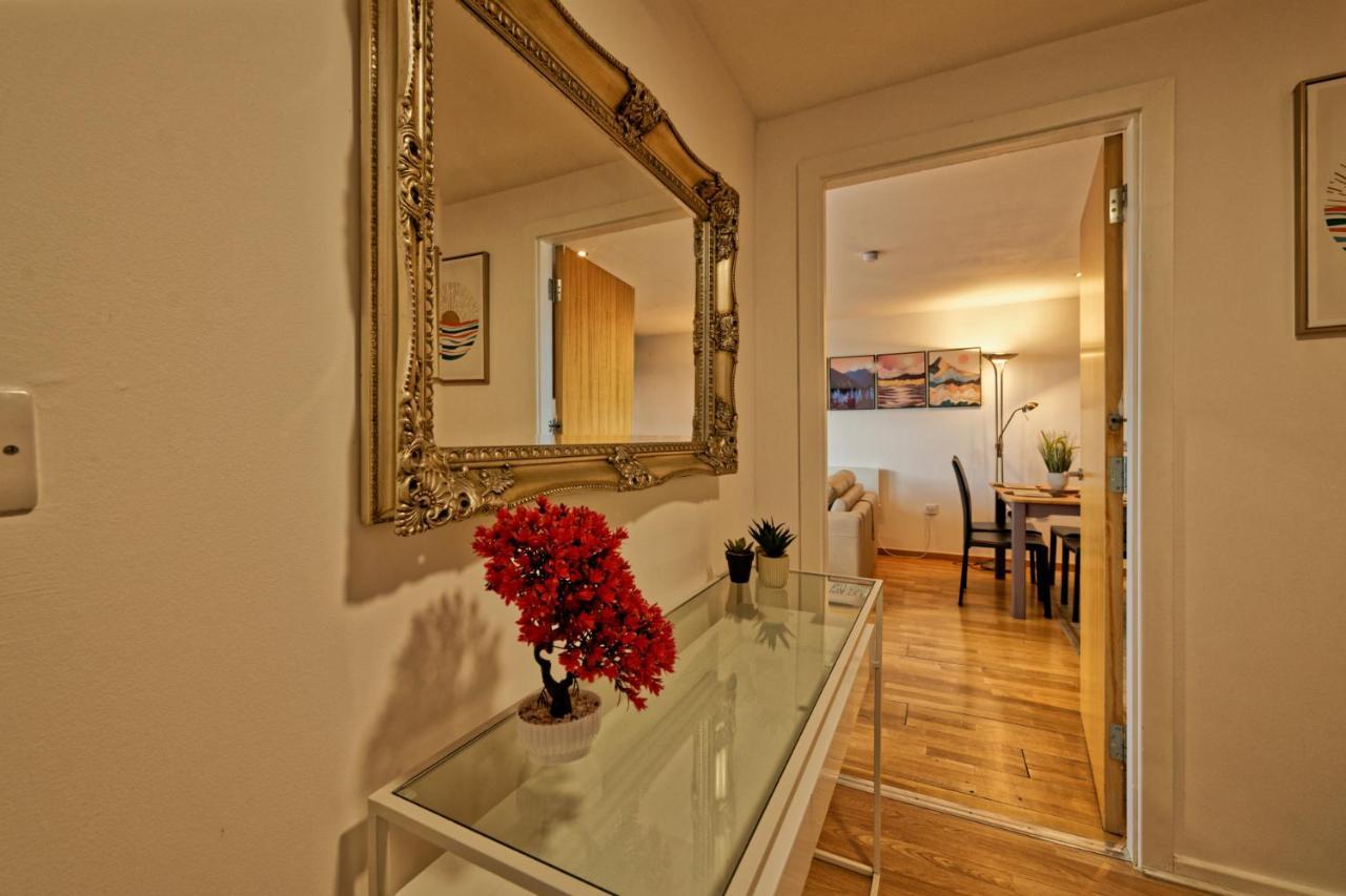 Sidemersey Livings- Convenient 1-Bedroom Flat With A View, Central Liverpool Esterno foto