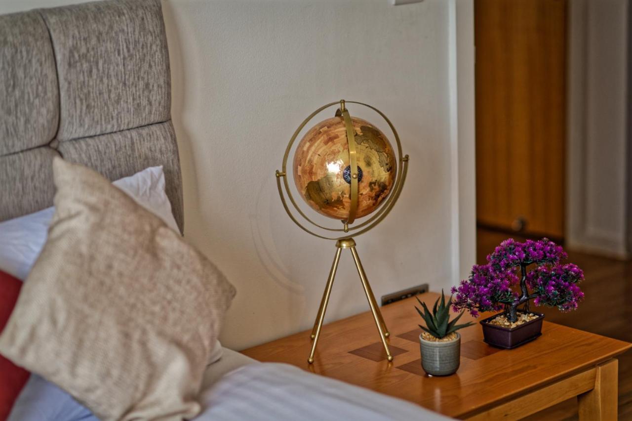 Sidemersey Livings- Convenient 1-Bedroom Flat With A View, Central Liverpool Esterno foto
