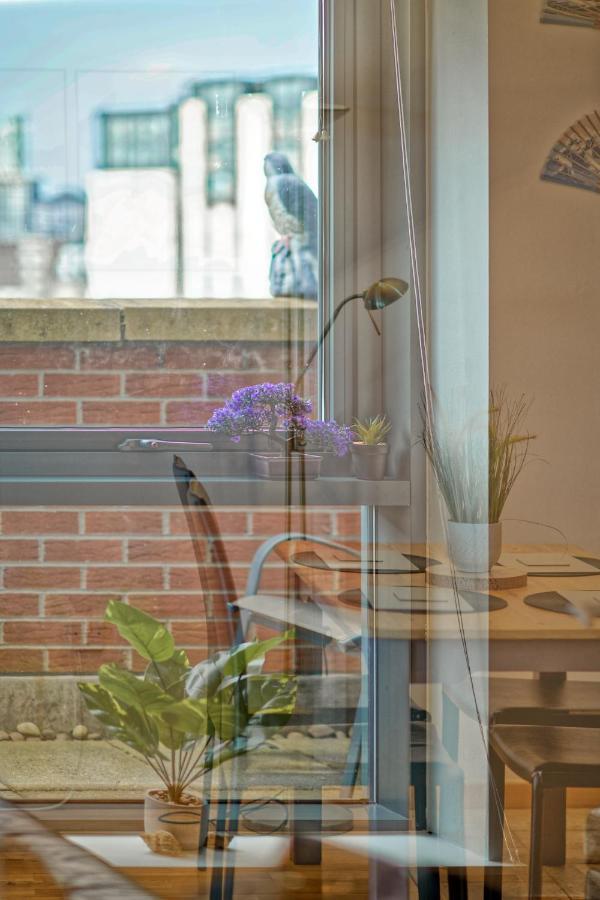 Sidemersey Livings- Convenient 1-Bedroom Flat With A View, Central Liverpool Esterno foto
